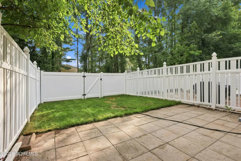 5 Alexandra Court Marlton, NJ 08053
