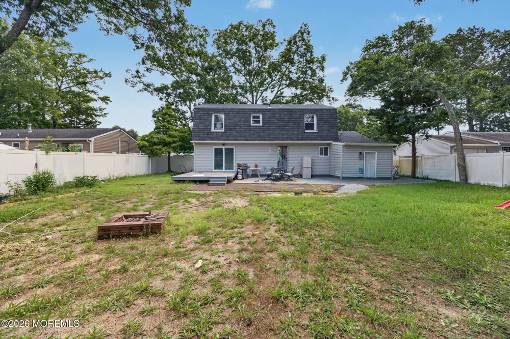 332 Yorktown Drive Forked River, NJ 08731