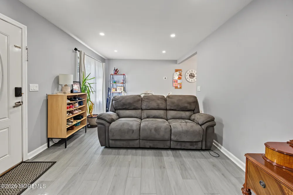 332 Yorktown Drive Forked River, NJ 08731