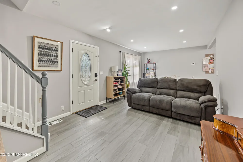 332 Yorktown Drive Forked River, NJ 08731