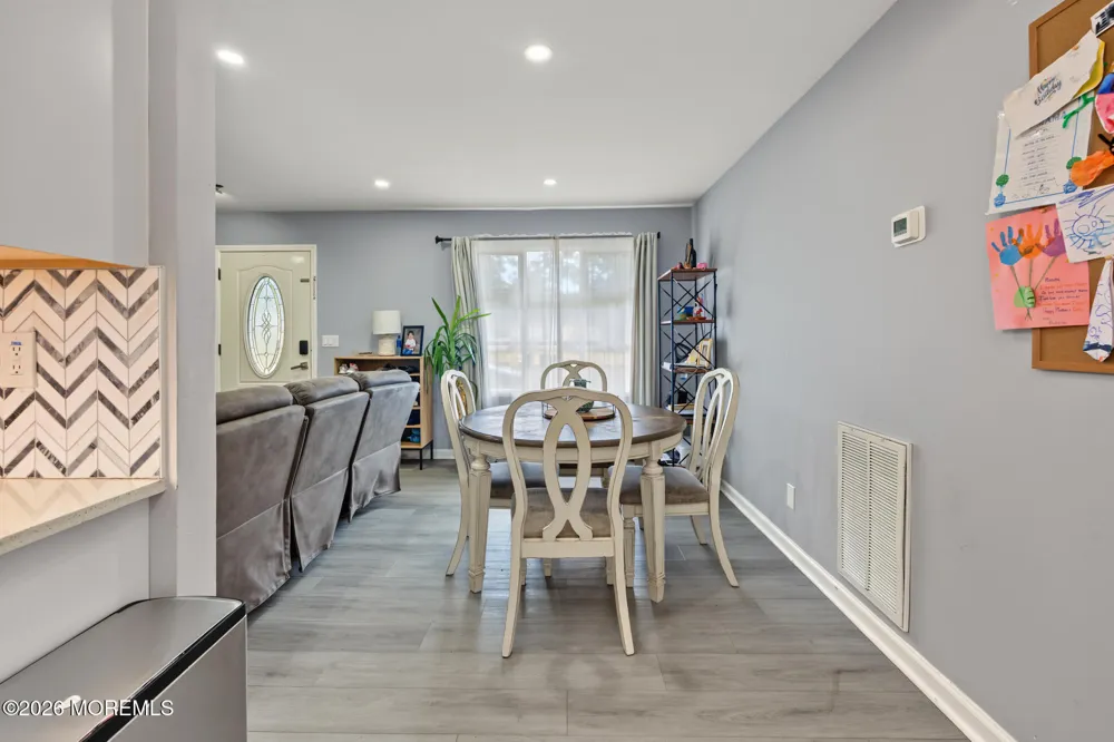 332 Yorktown Drive Forked River, NJ 08731