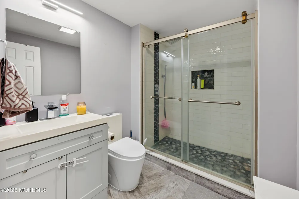 332 Yorktown Drive Forked River, NJ 08731