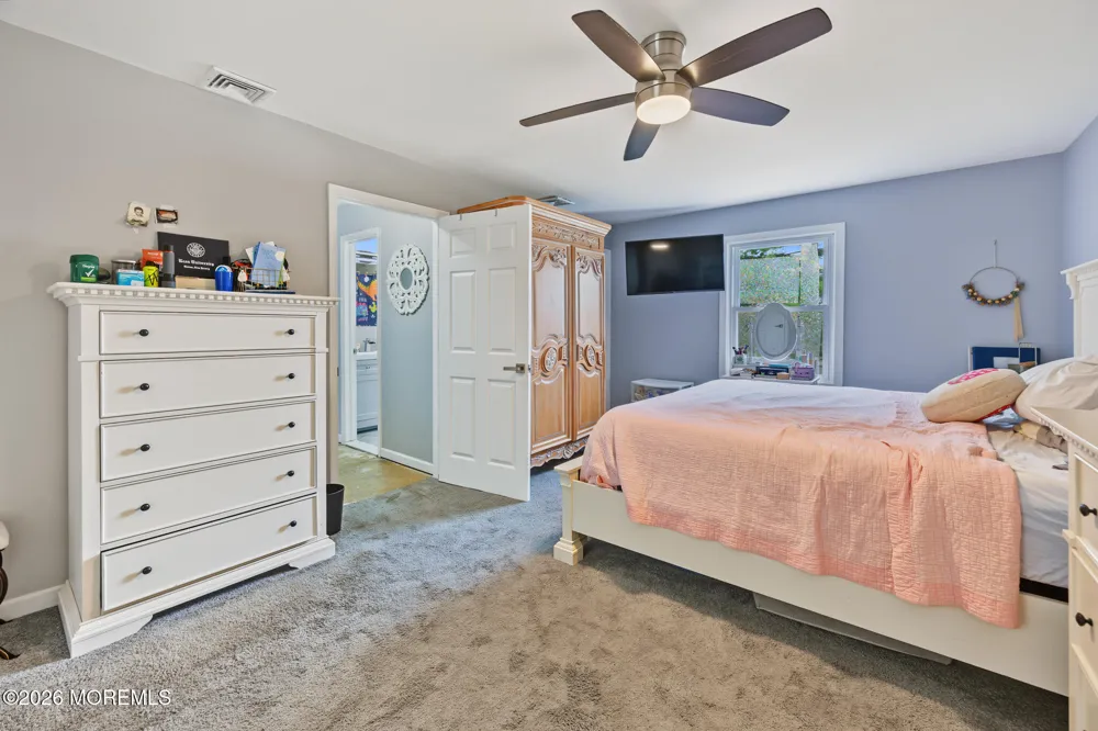 332 Yorktown Drive Forked River, NJ 08731