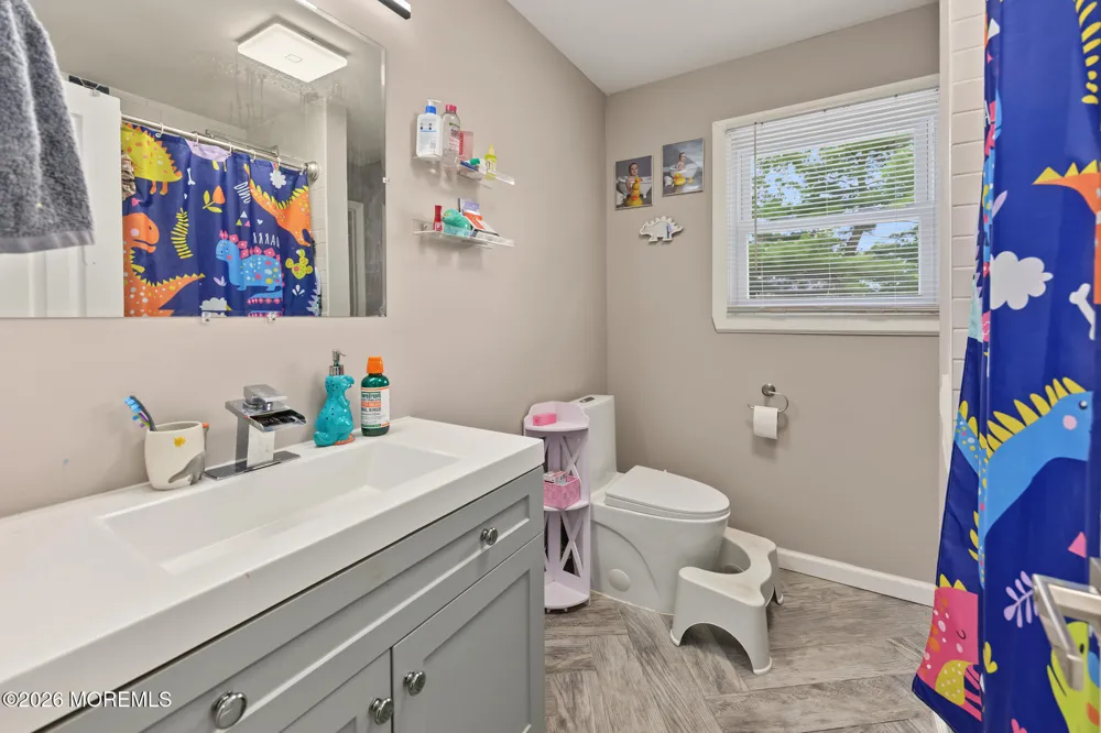 332 Yorktown Drive Forked River, NJ 08731