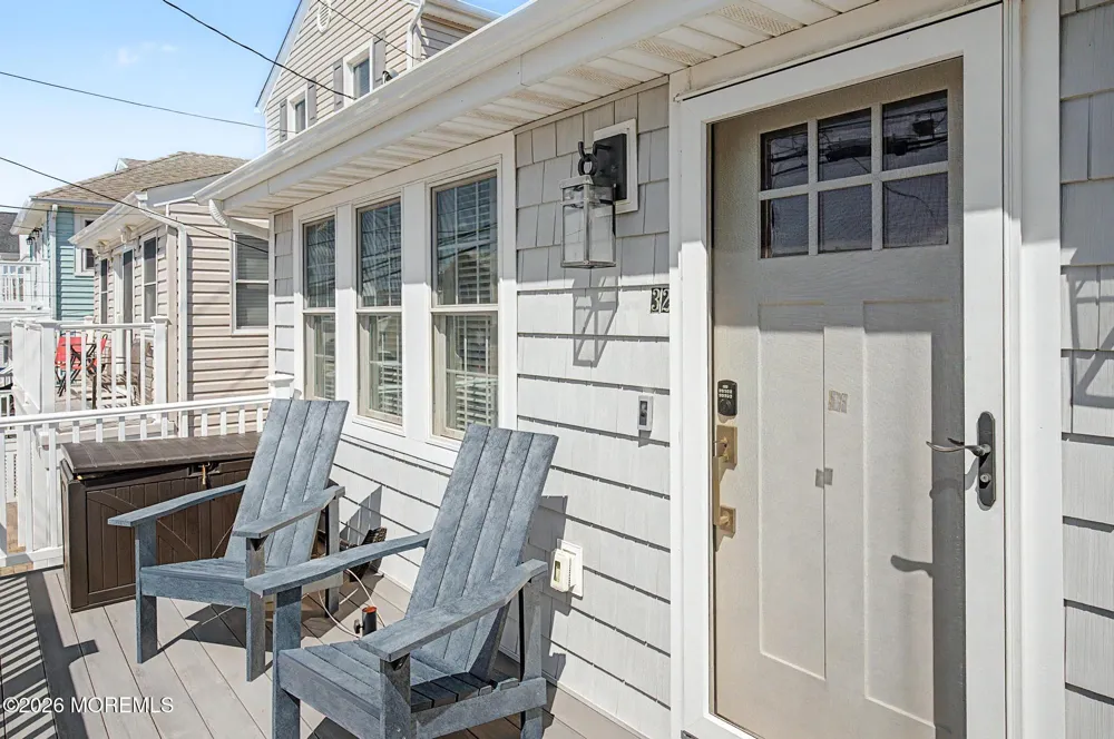 32 Kearney Avenue Seaside Heights, NJ 08751
