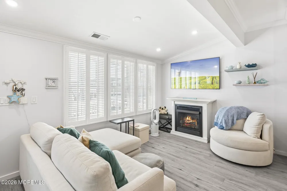 32 Kearney Avenue Seaside Heights, NJ 08751