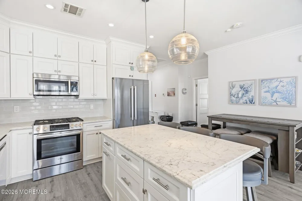 32 Kearney Avenue Seaside Heights, NJ 08751