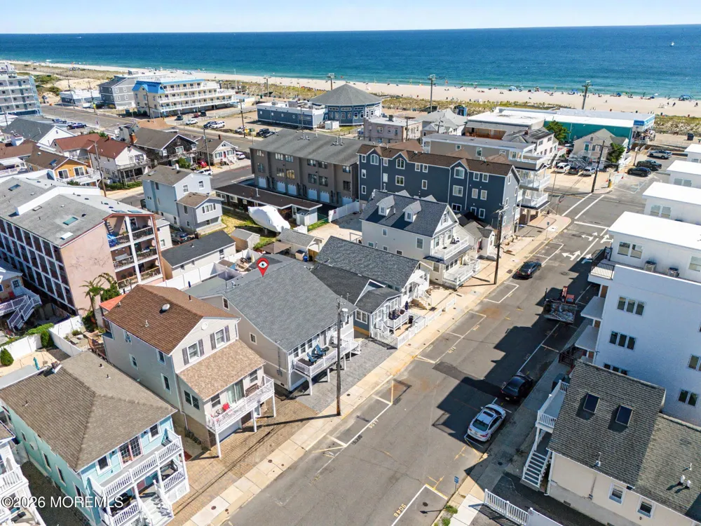 32 Kearney Avenue Seaside Heights, NJ 08751
