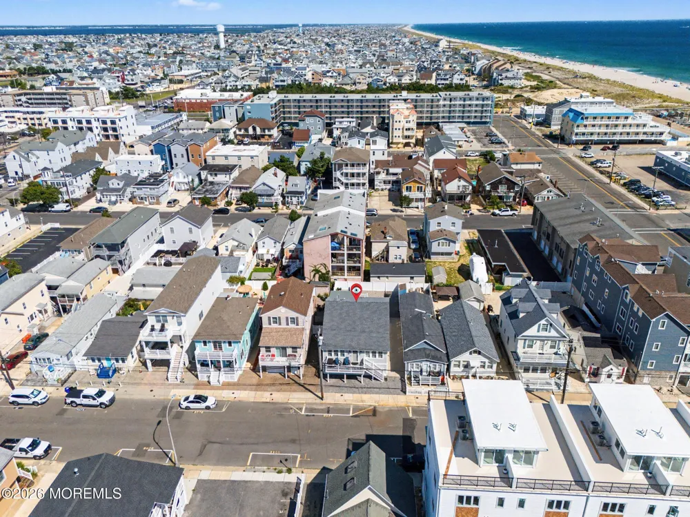 32 Kearney Avenue Seaside Heights, NJ 08751