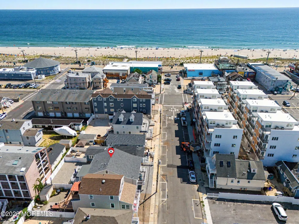 32 Kearney Avenue Seaside Heights, NJ 08751
