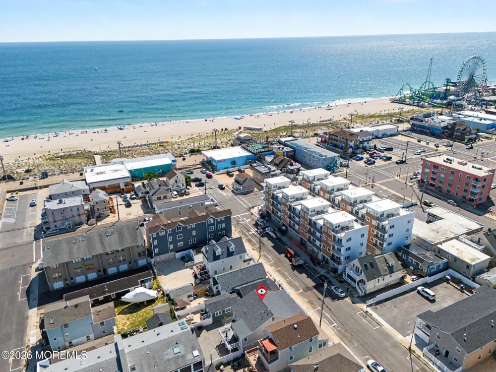 32 Kearney Avenue Seaside Heights, NJ 08751