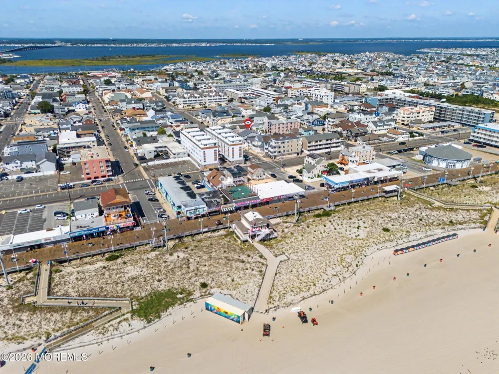32 Kearney Avenue Seaside Heights, NJ 08751