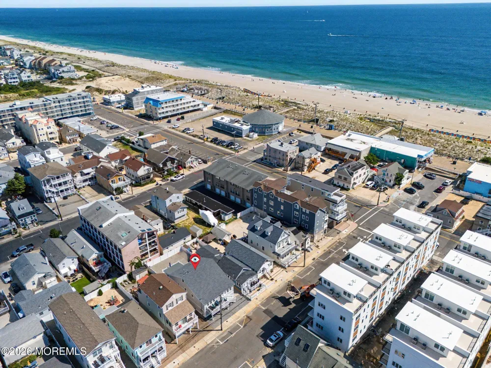 32 Kearney Avenue Seaside Heights, NJ 08751