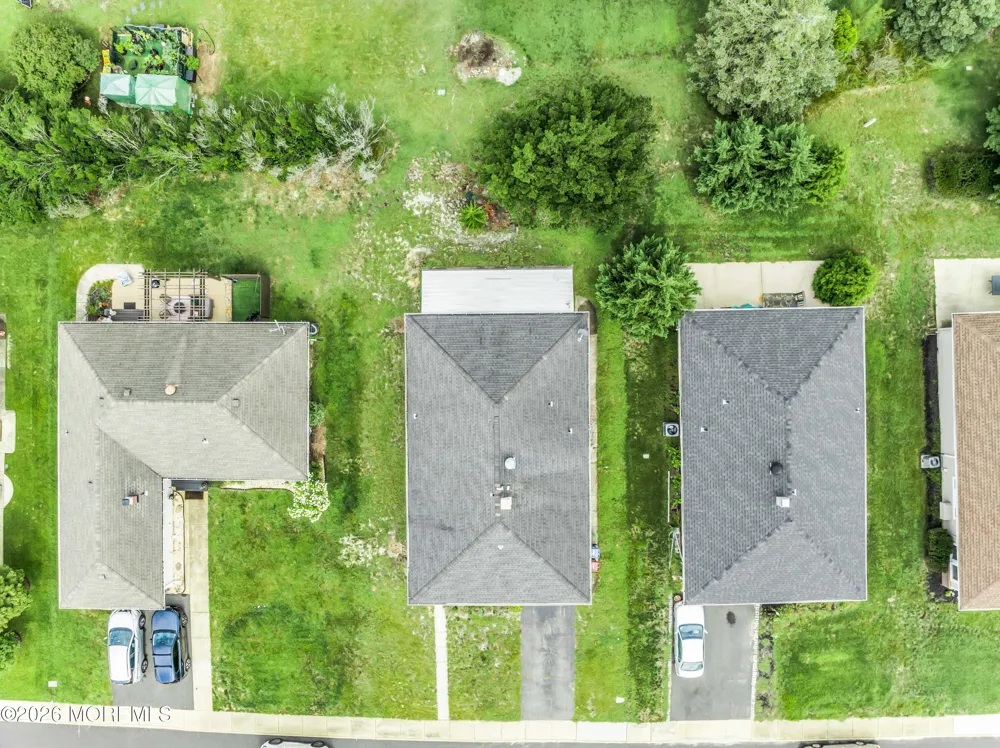 19 Saint David Drive Toms River, NJ 08757