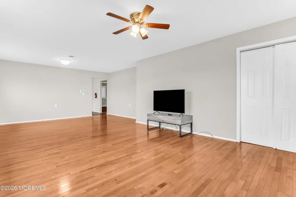 19 Saint David Drive Toms River, NJ 08757
