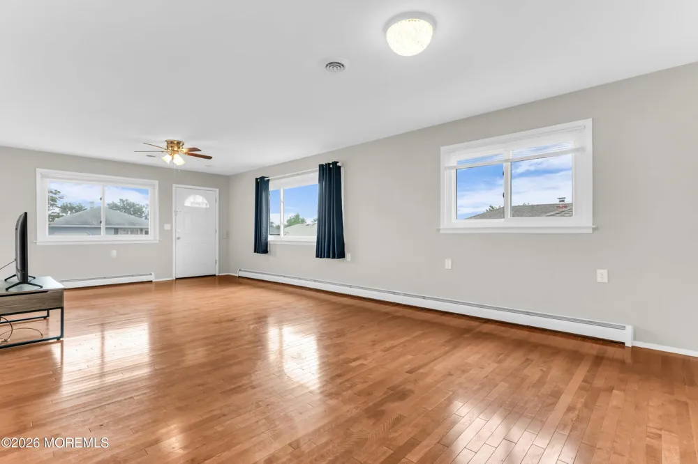 19 Saint David Drive Toms River, NJ 08757