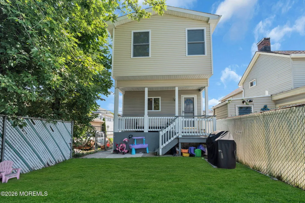 253 1st Street Keyport, NJ 07735