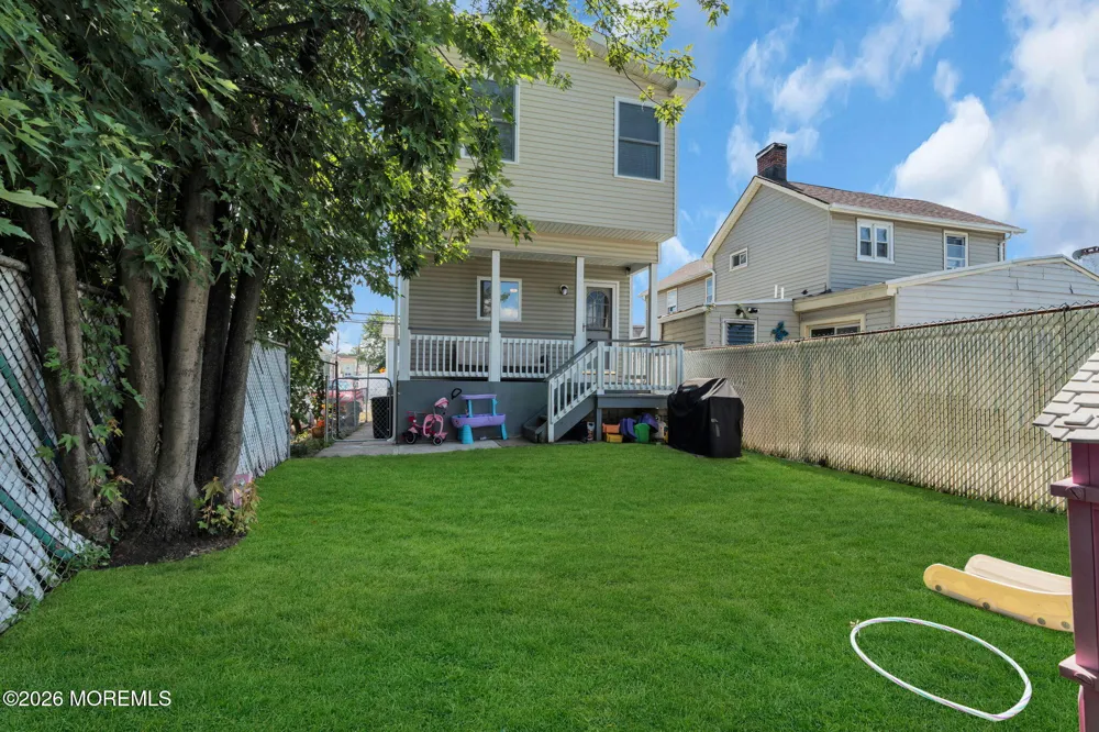 253 1st Street Keyport, NJ 07735