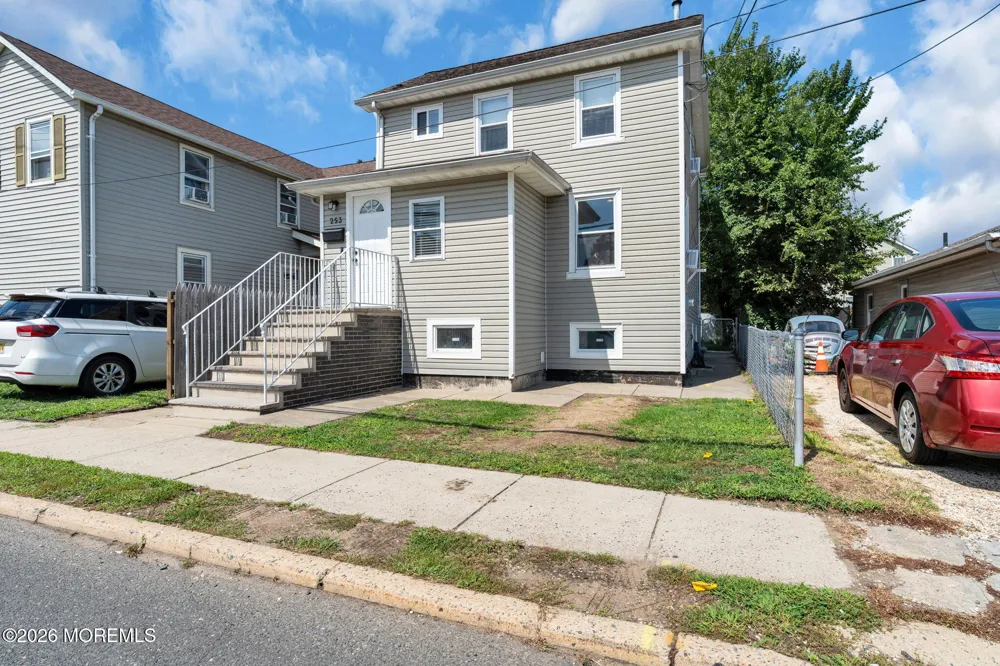 253 1st Street Keyport, NJ 07735