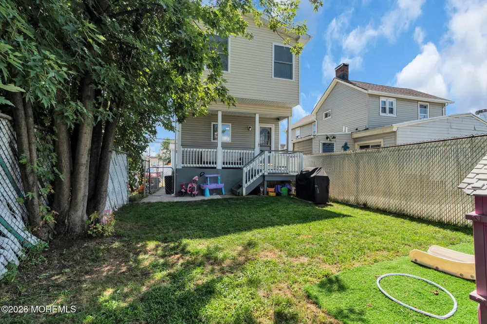 253 1st Street Keyport, NJ 07735
