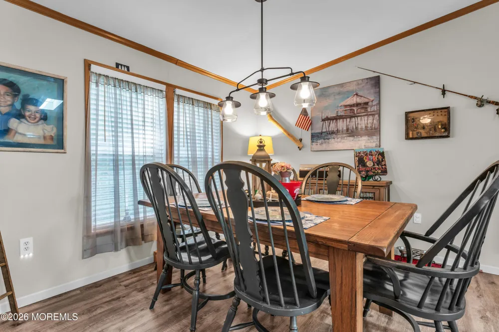 610 Walden Way Whiting, NJ 08759