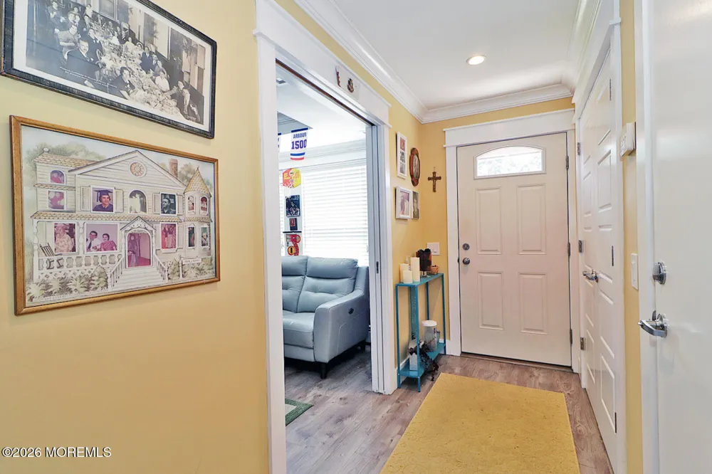 31 Buena Visa Drive Toms River, NJ 08757