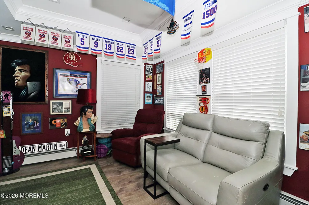 31 Buena Visa Drive Toms River, NJ 08757