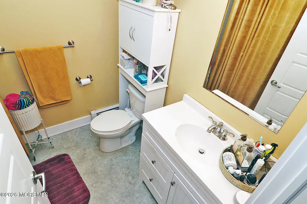 31 Buena Visa Drive Toms River, NJ 08757