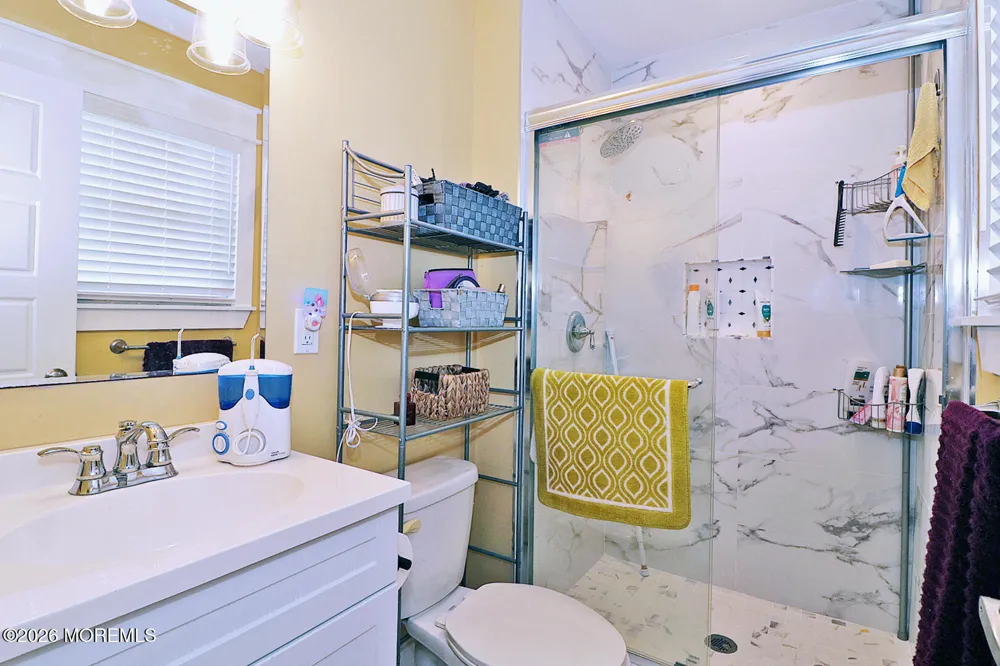 31 Buena Visa Drive Toms River, NJ 08757