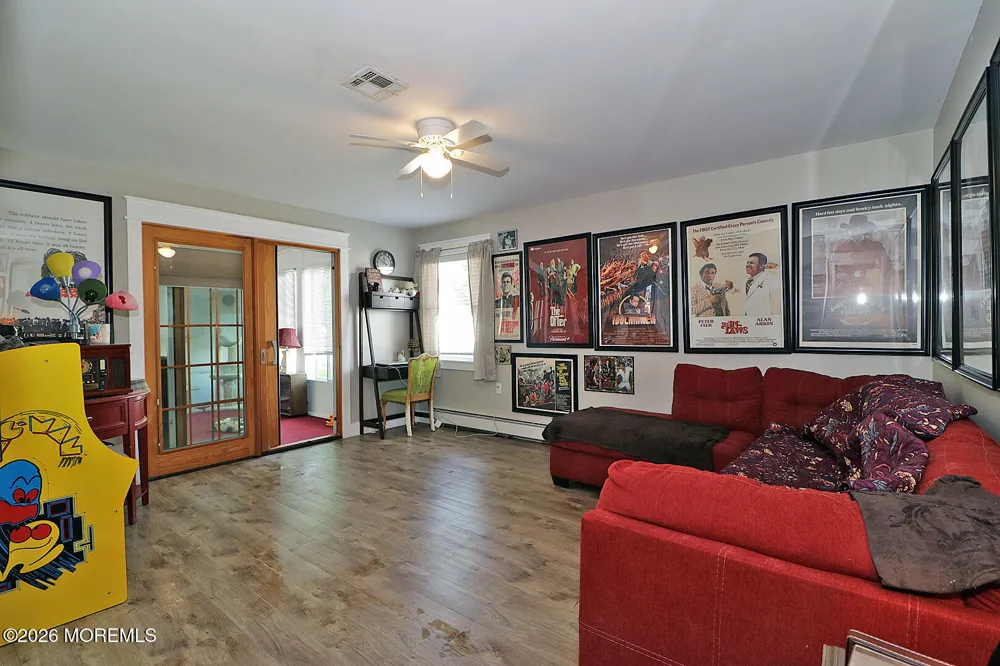 31 Buena Visa Drive Toms River, NJ 08757