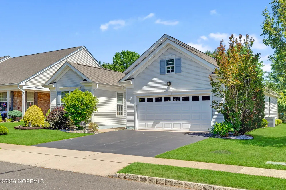 29 Nottingham Way Jackson, NJ 08527