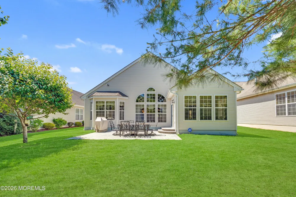 29 Nottingham Way Jackson, NJ 08527