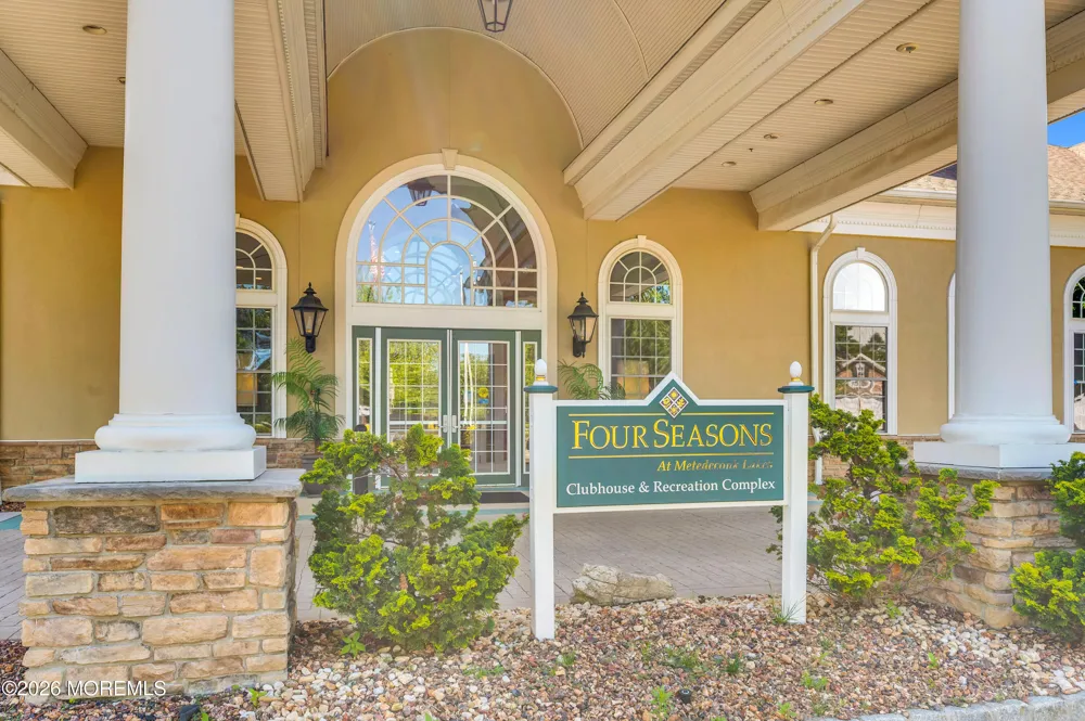 29 Nottingham Way Jackson, NJ 08527