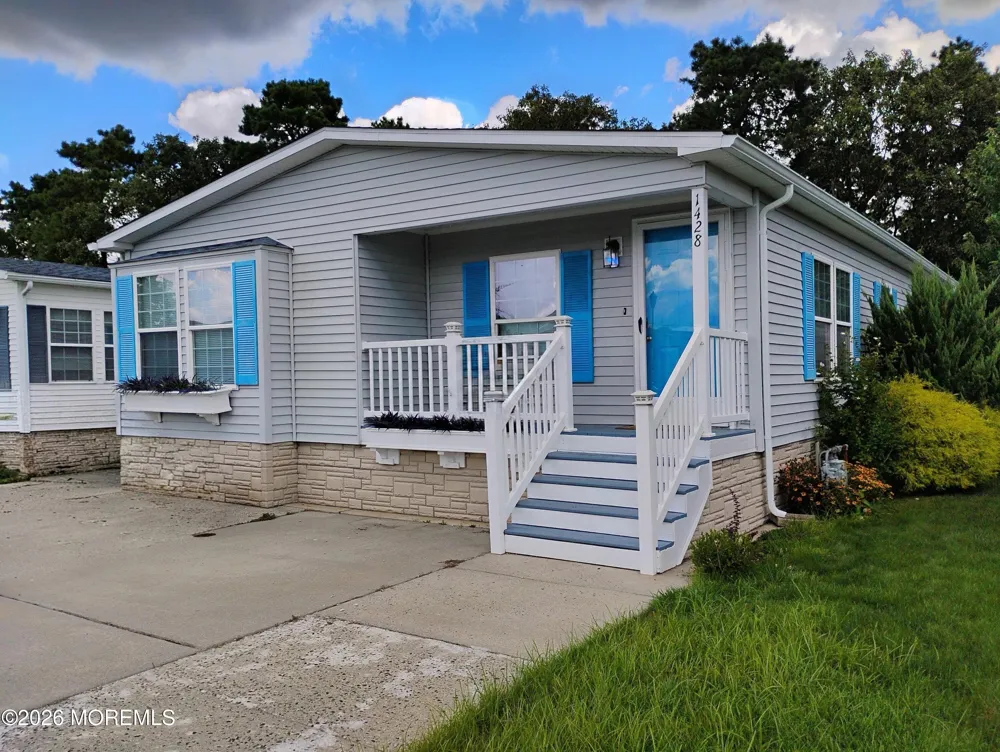 1428 Forest Way Whiting, NJ 08759