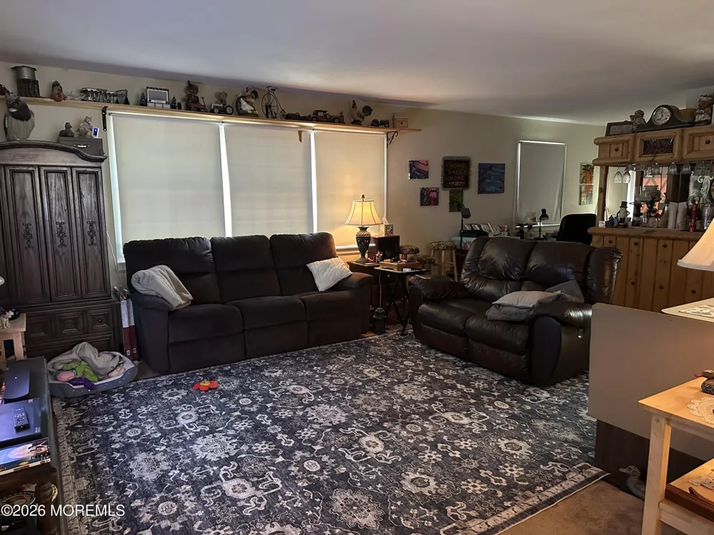 8 Western Drive Howell, NJ 07731
