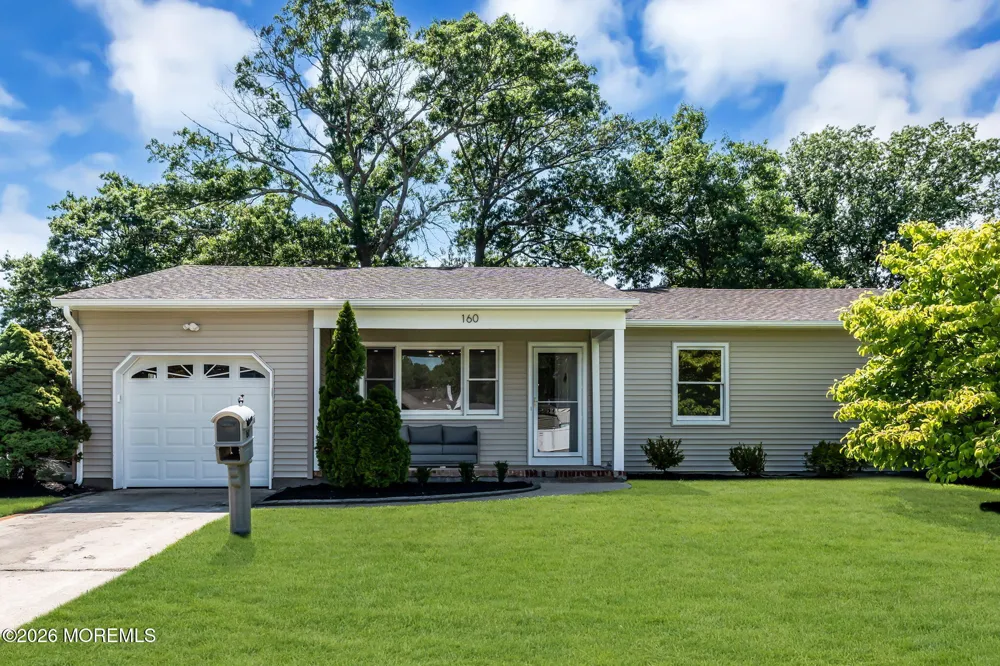 160 Berkeley Drive Brick, NJ 08724