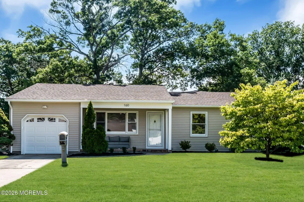 160 Berkeley Drive Brick, NJ 08724