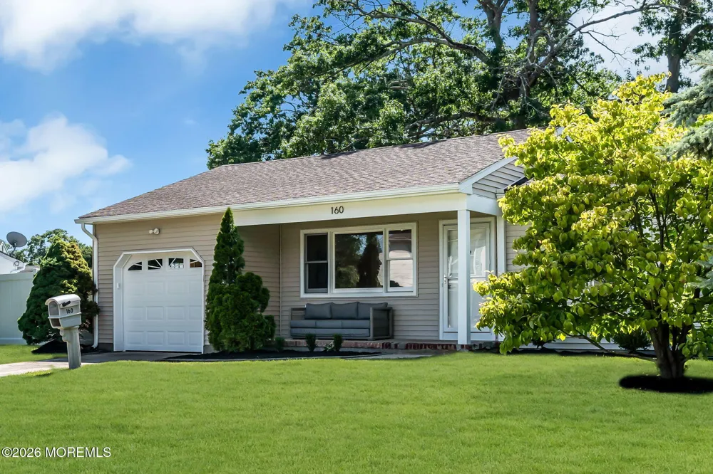 160 Berkeley Drive Brick, NJ 08724
