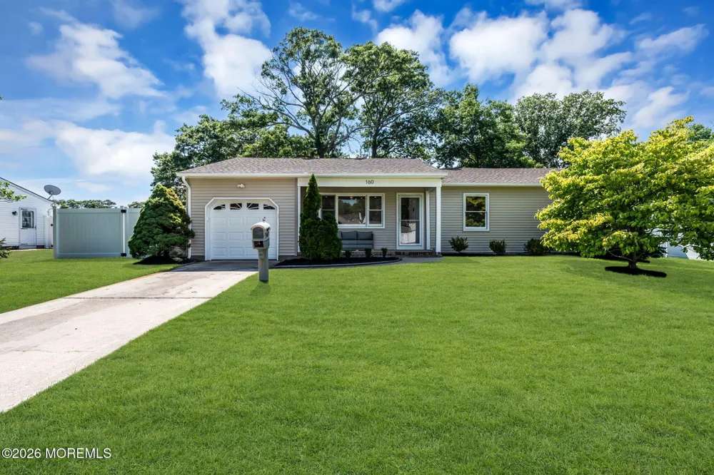 160 Berkeley Drive Brick, NJ 08724