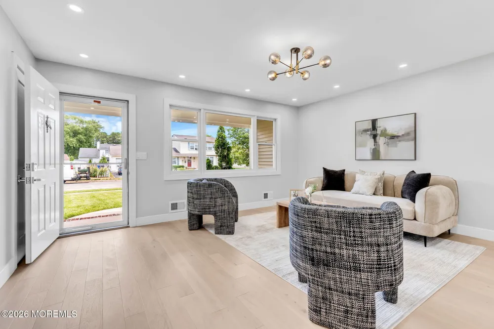 160 Berkeley Drive Brick, NJ 08724