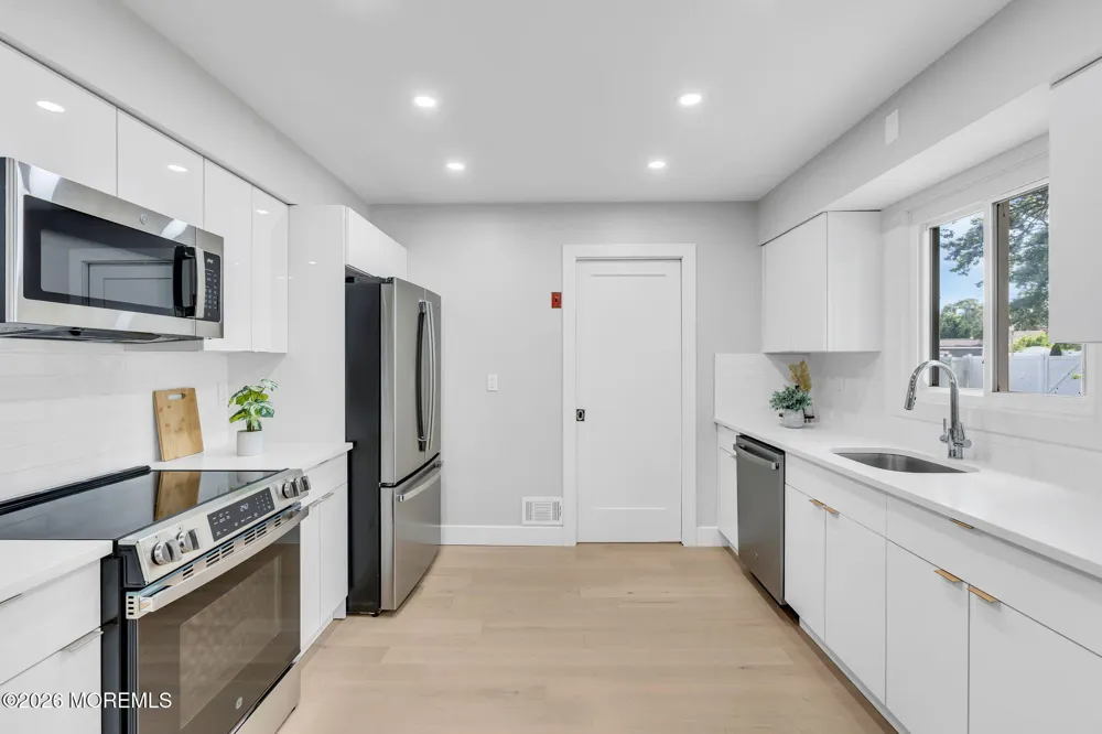 160 Berkeley Drive Brick, NJ 08724
