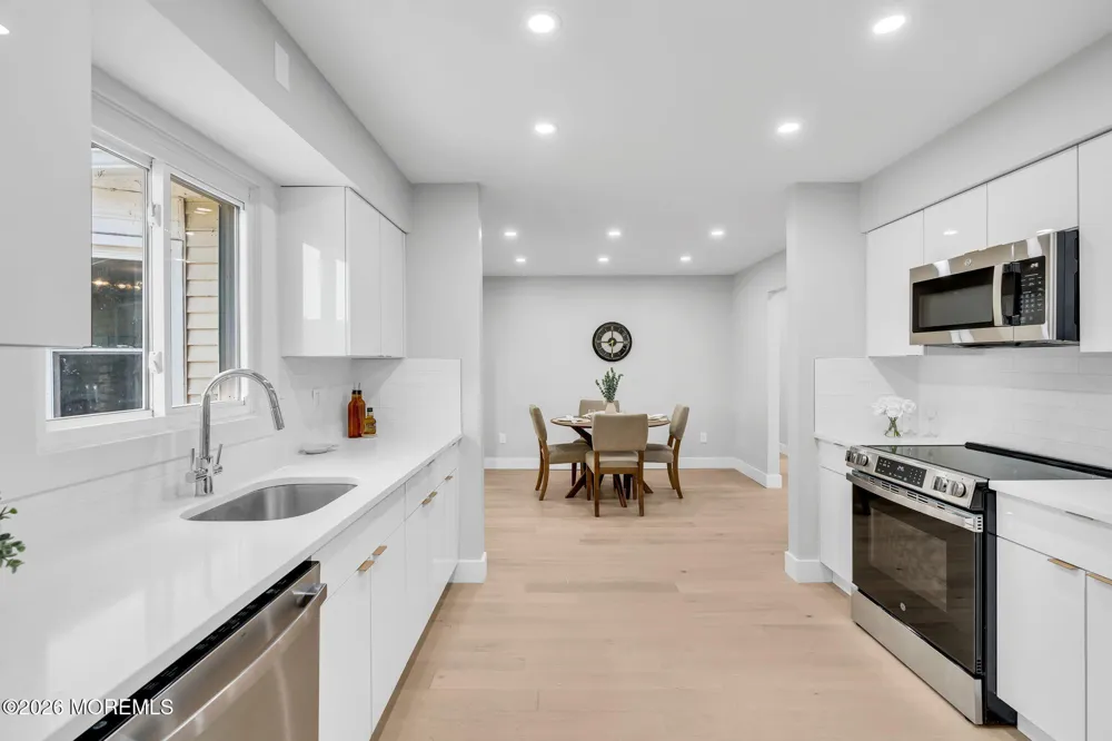 160 Berkeley Drive Brick, NJ 08724