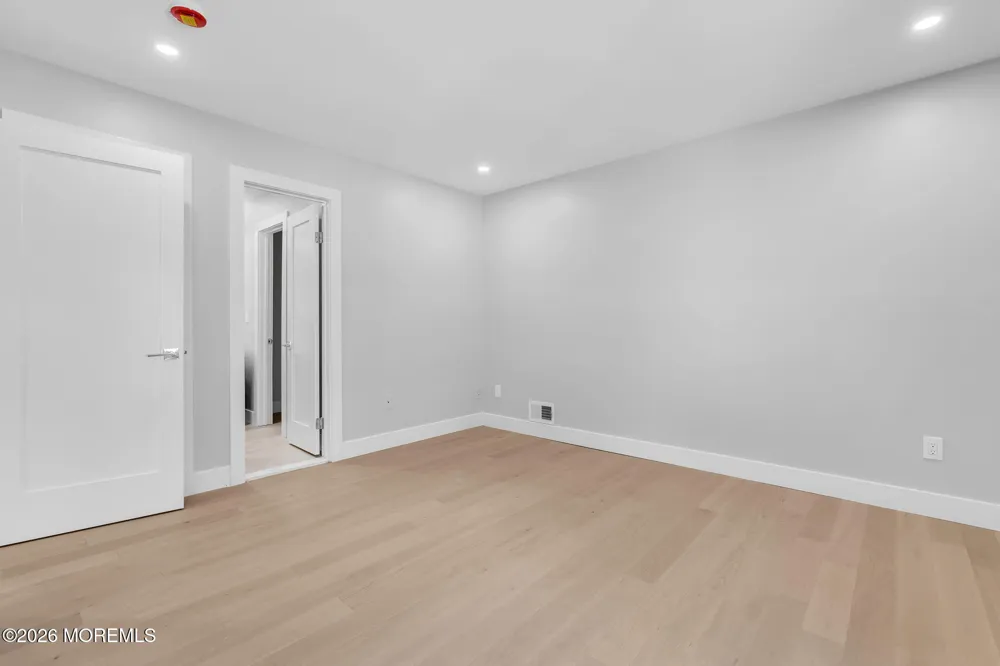 160 Berkeley Drive Brick, NJ 08724