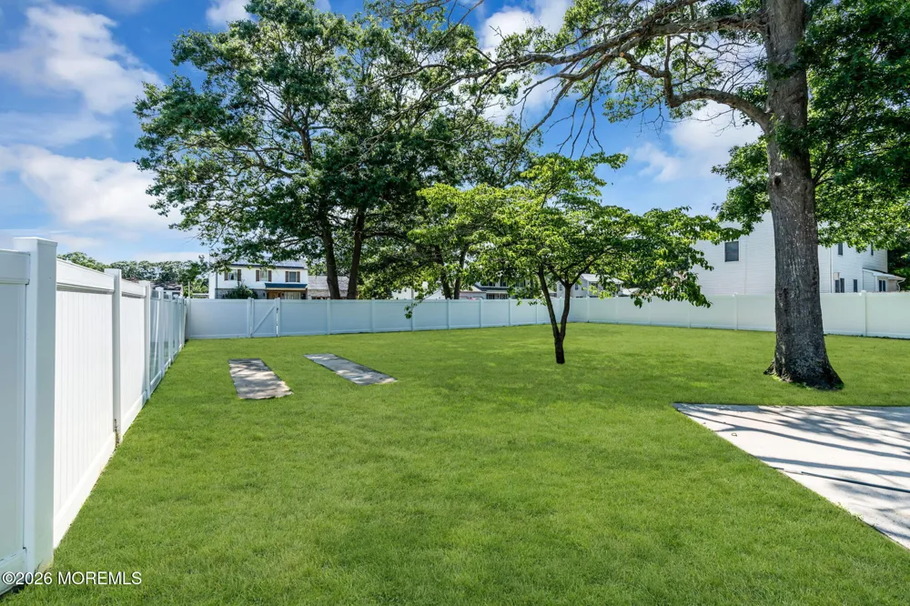 160 Berkeley Drive Brick, NJ 08724
