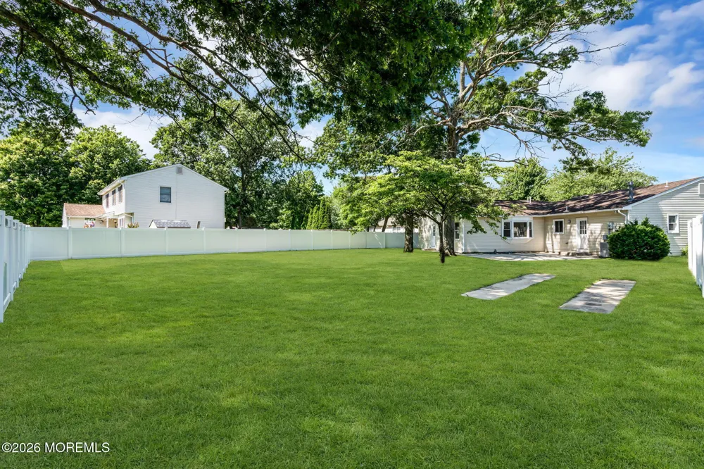 160 Berkeley Drive Brick, NJ 08724