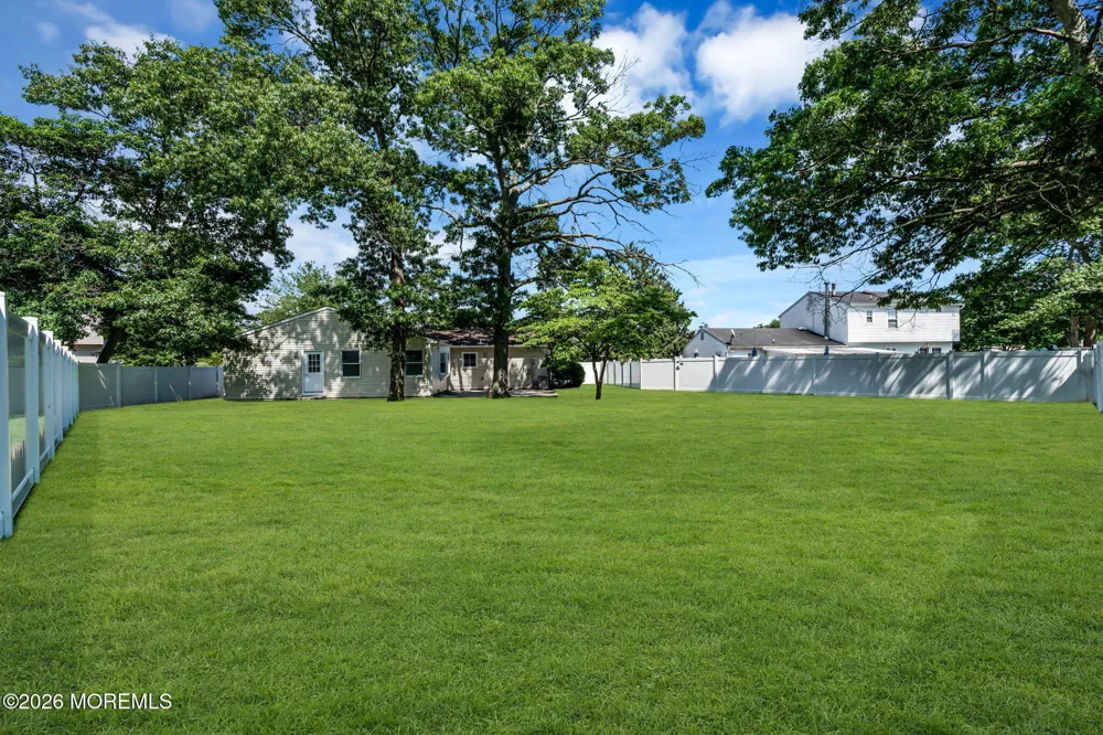 160 Berkeley Drive Brick, NJ 08724