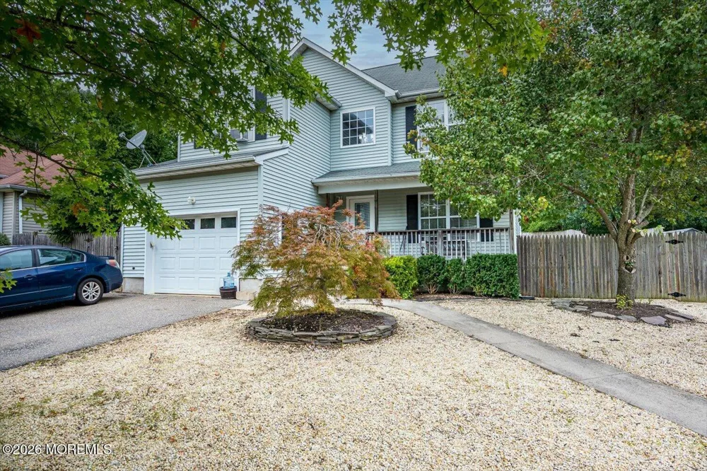 27 Lena Lane Bayville, NJ 08721