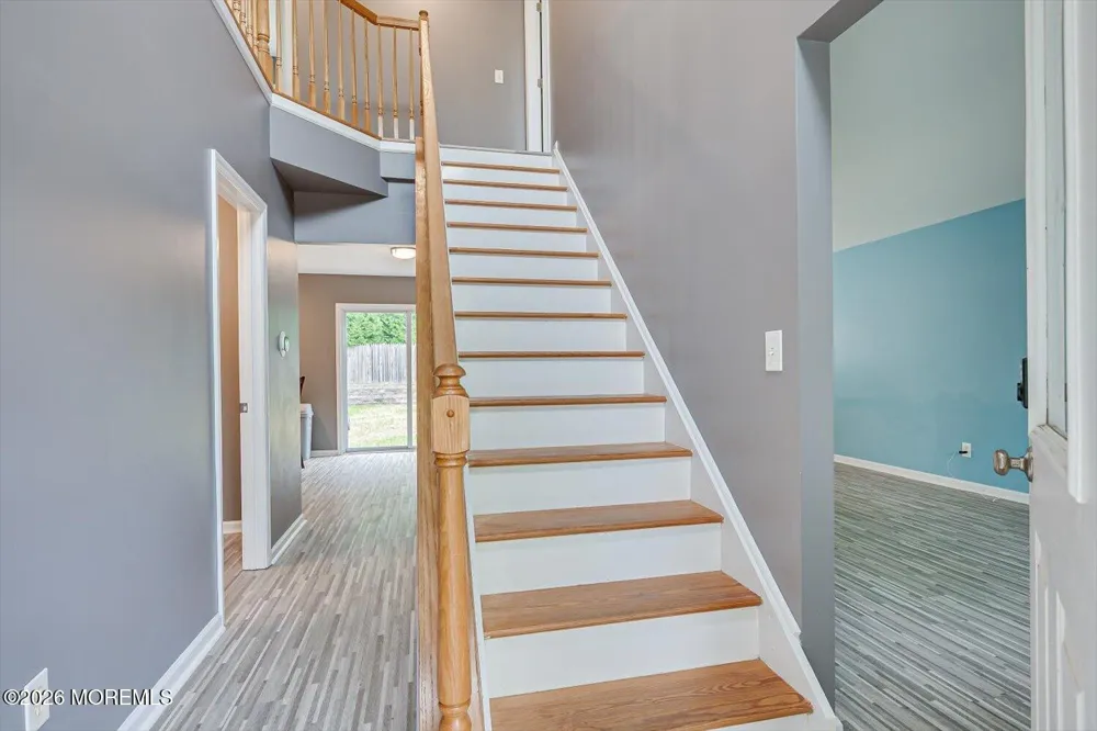 27 Lena Lane Bayville, NJ 08721