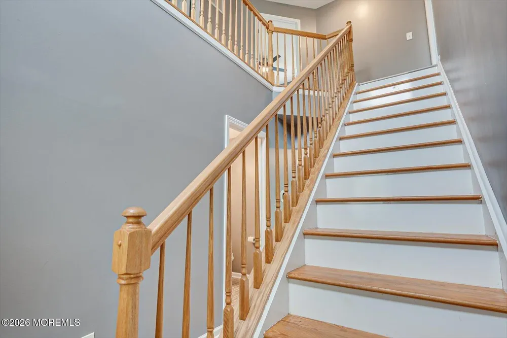 27 Lena Lane Bayville, NJ 08721