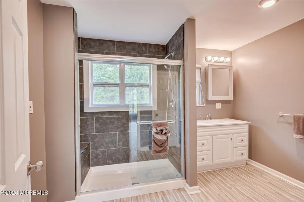 27 Lena Lane Bayville, NJ 08721